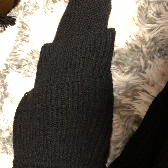 BLACK on top Cardigan!✨✨ - Picture 5 of 7